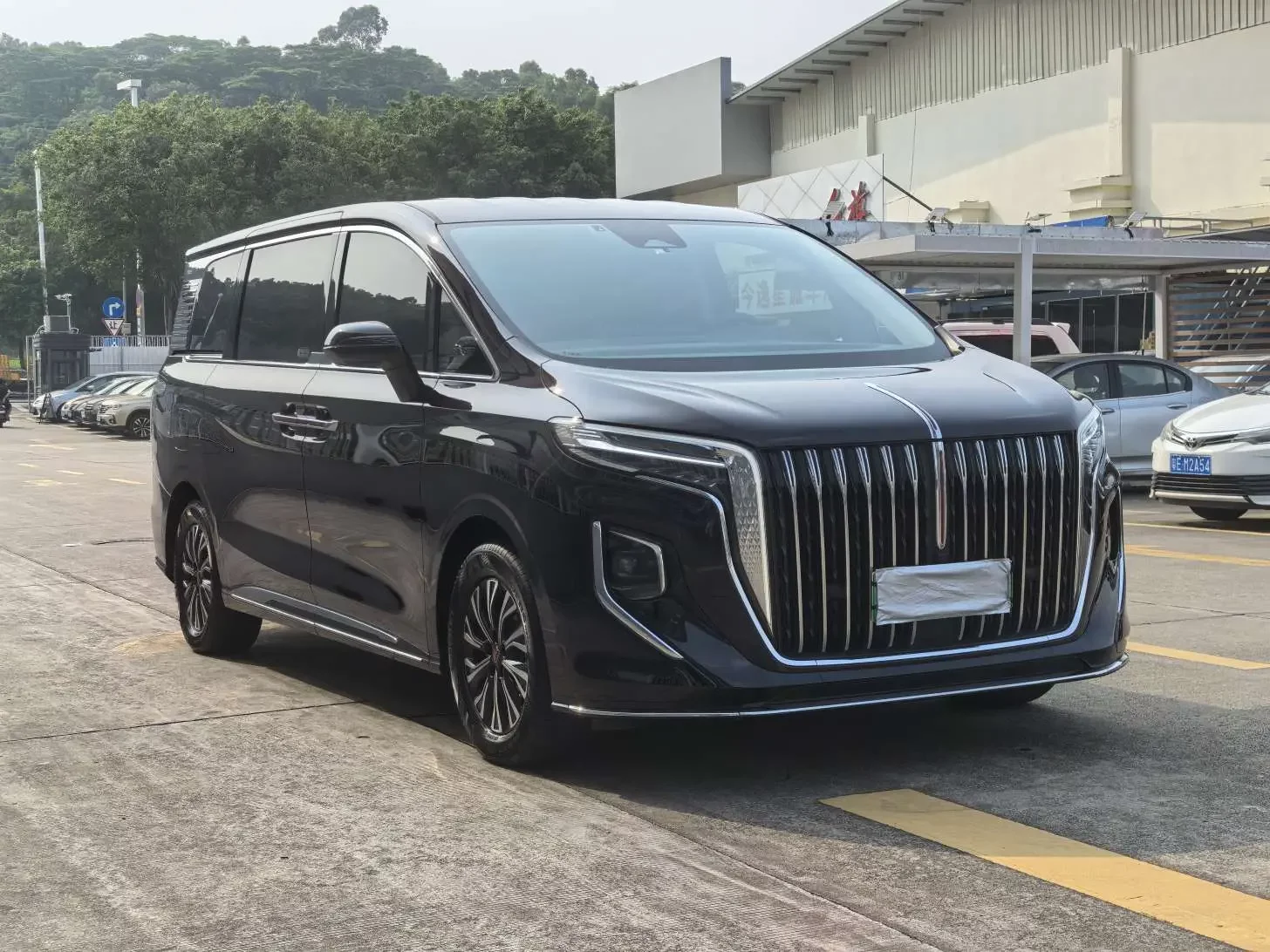 Hongqi HQ9 PHEV