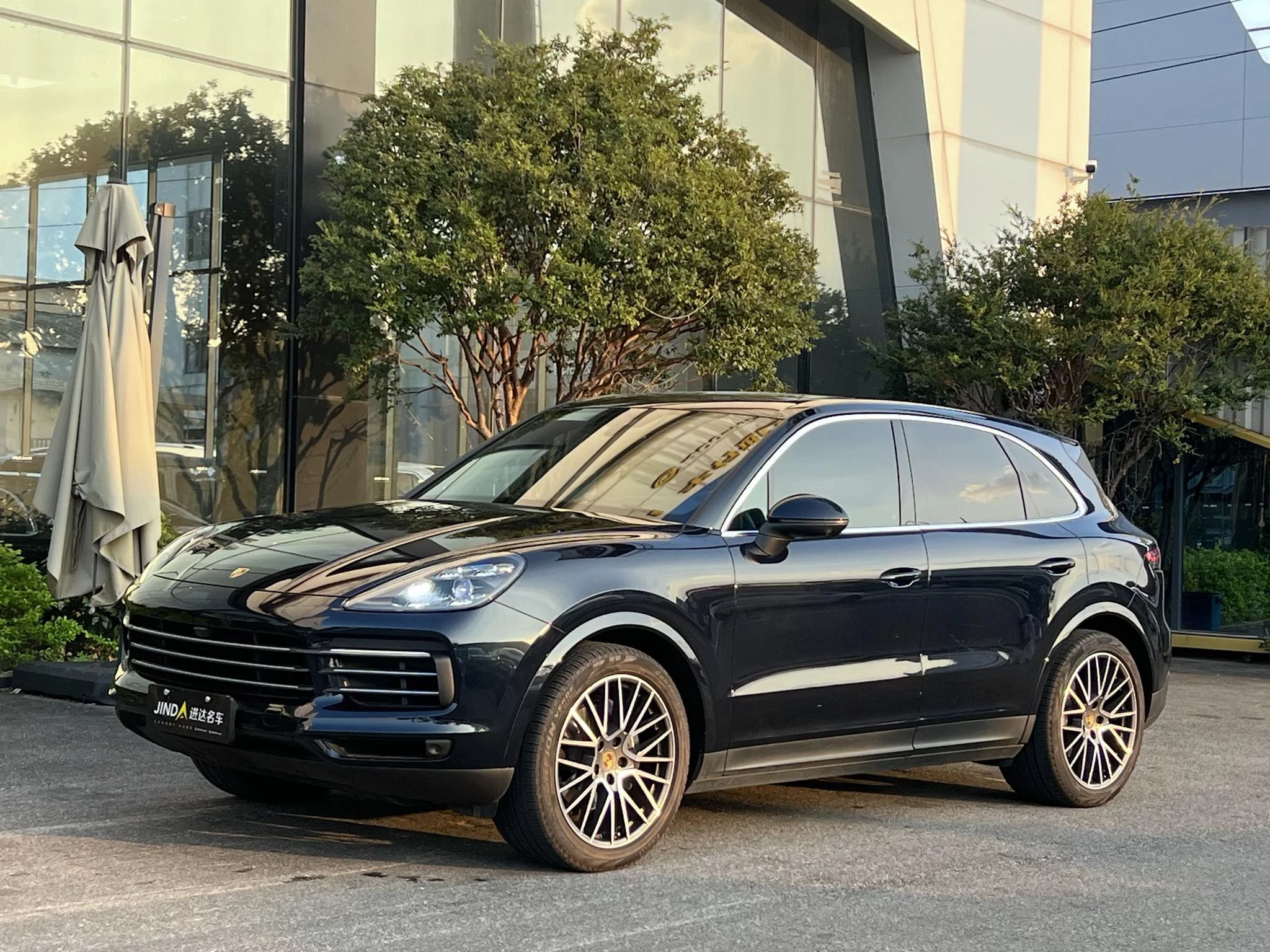 PORSCHE CAYENNE