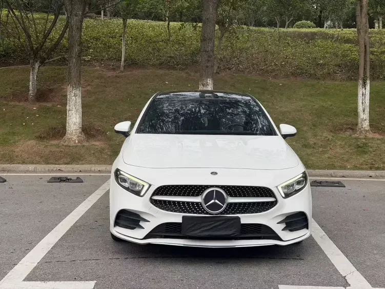 Mercedes-Benz A Class  из Китая