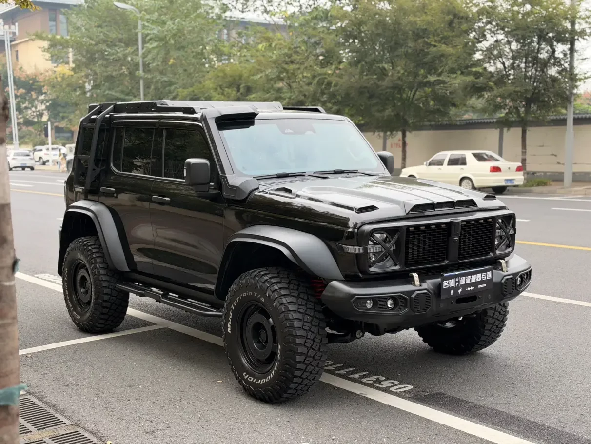 TANK 300
