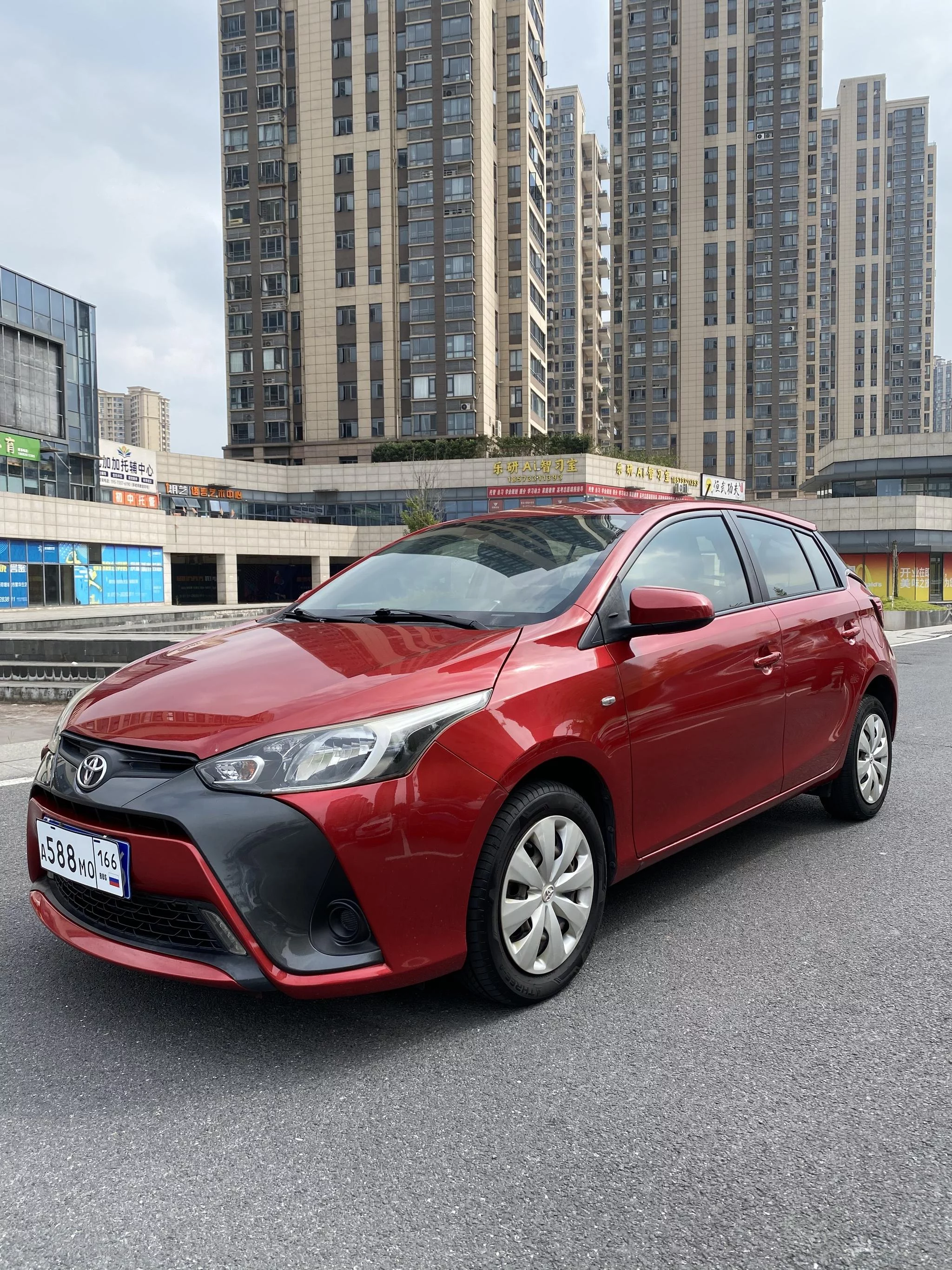Toyota Yaris L