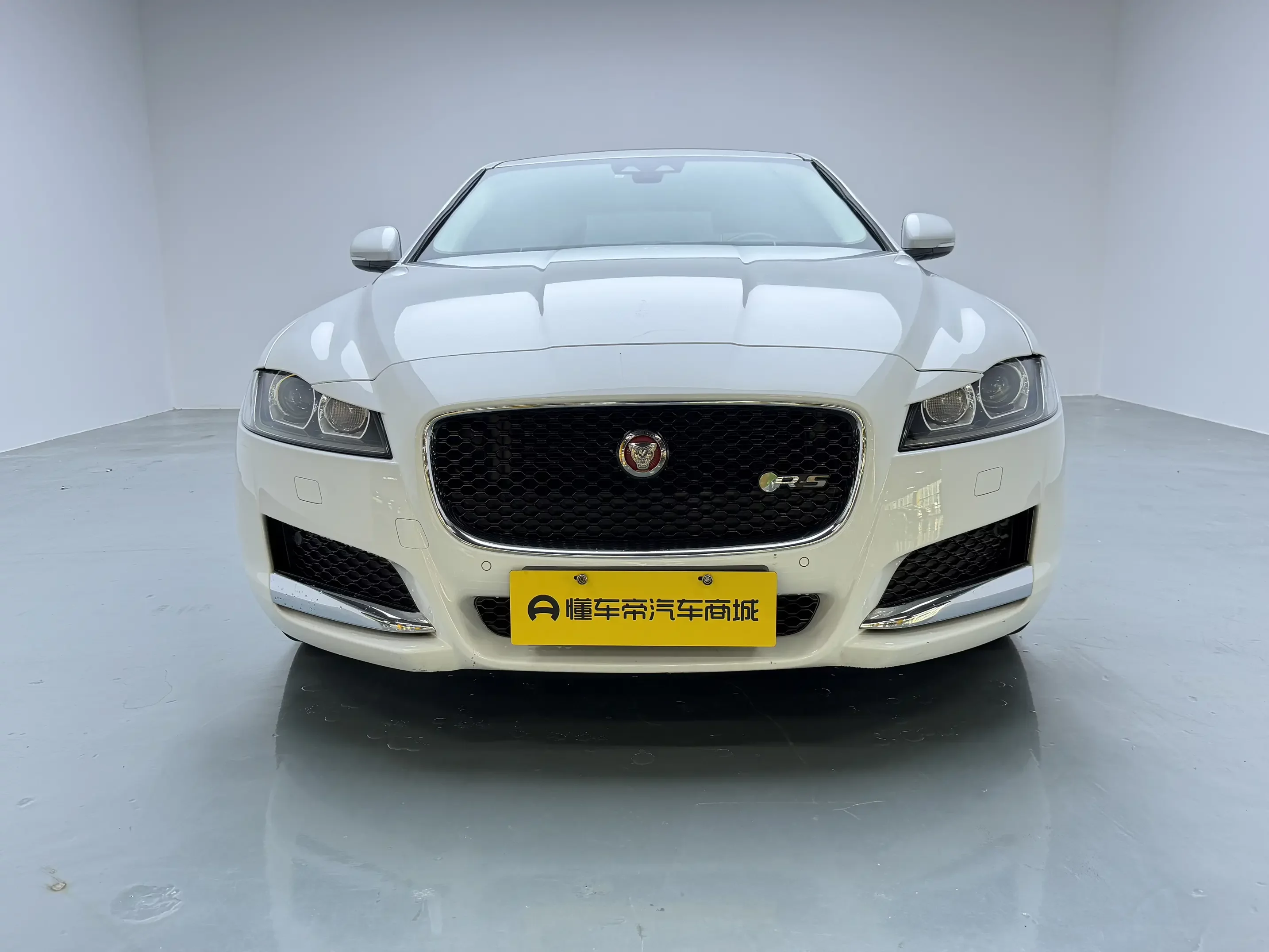 Jaguar XFL