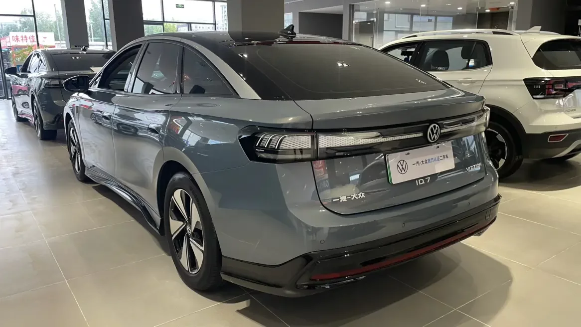 Volkswagen ID.7 VIZZION