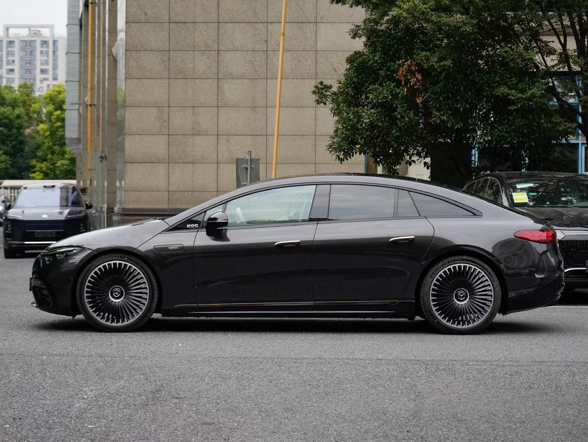 Mercedes-Benz EQS AMG