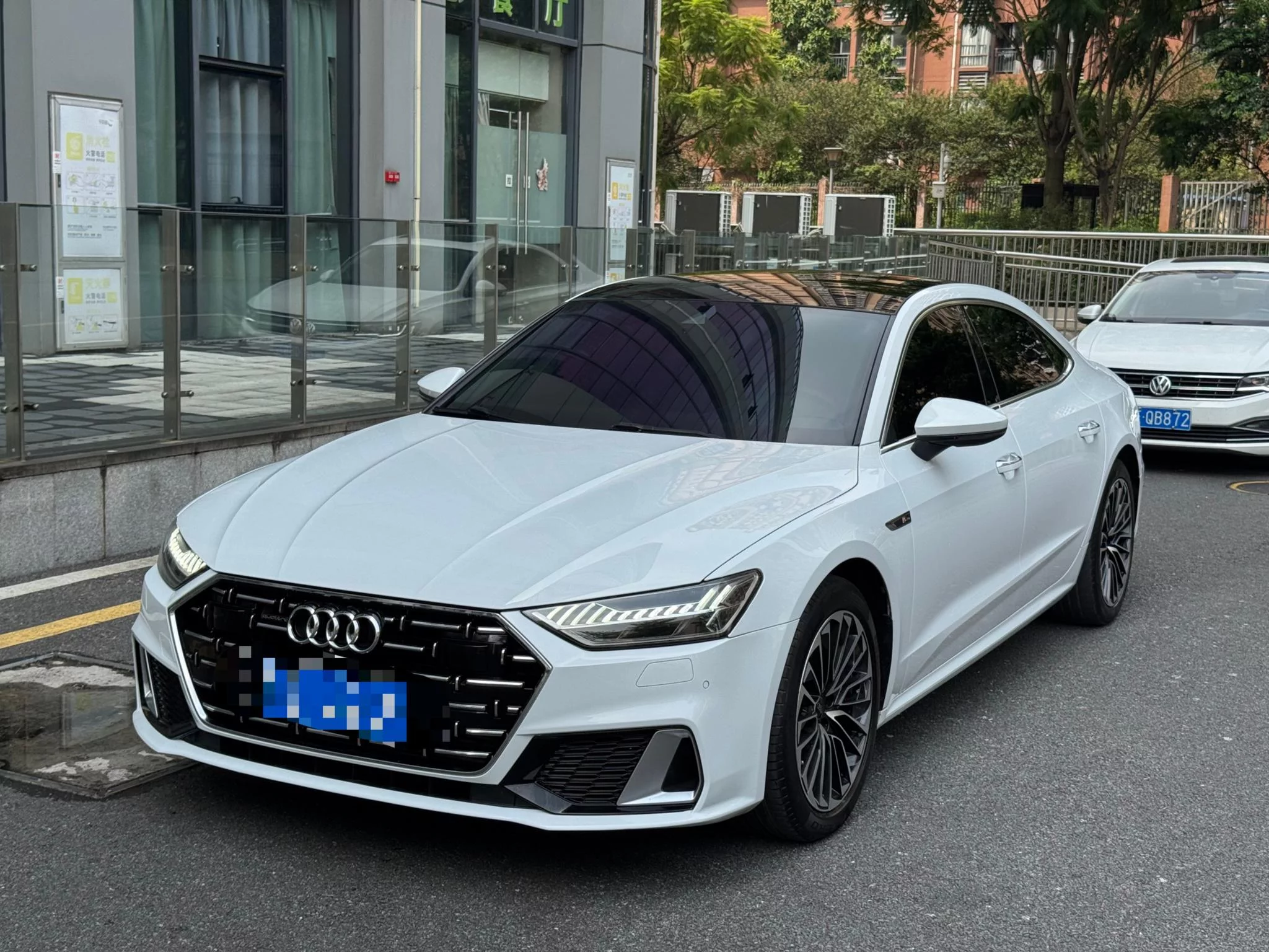 AUDI A7L