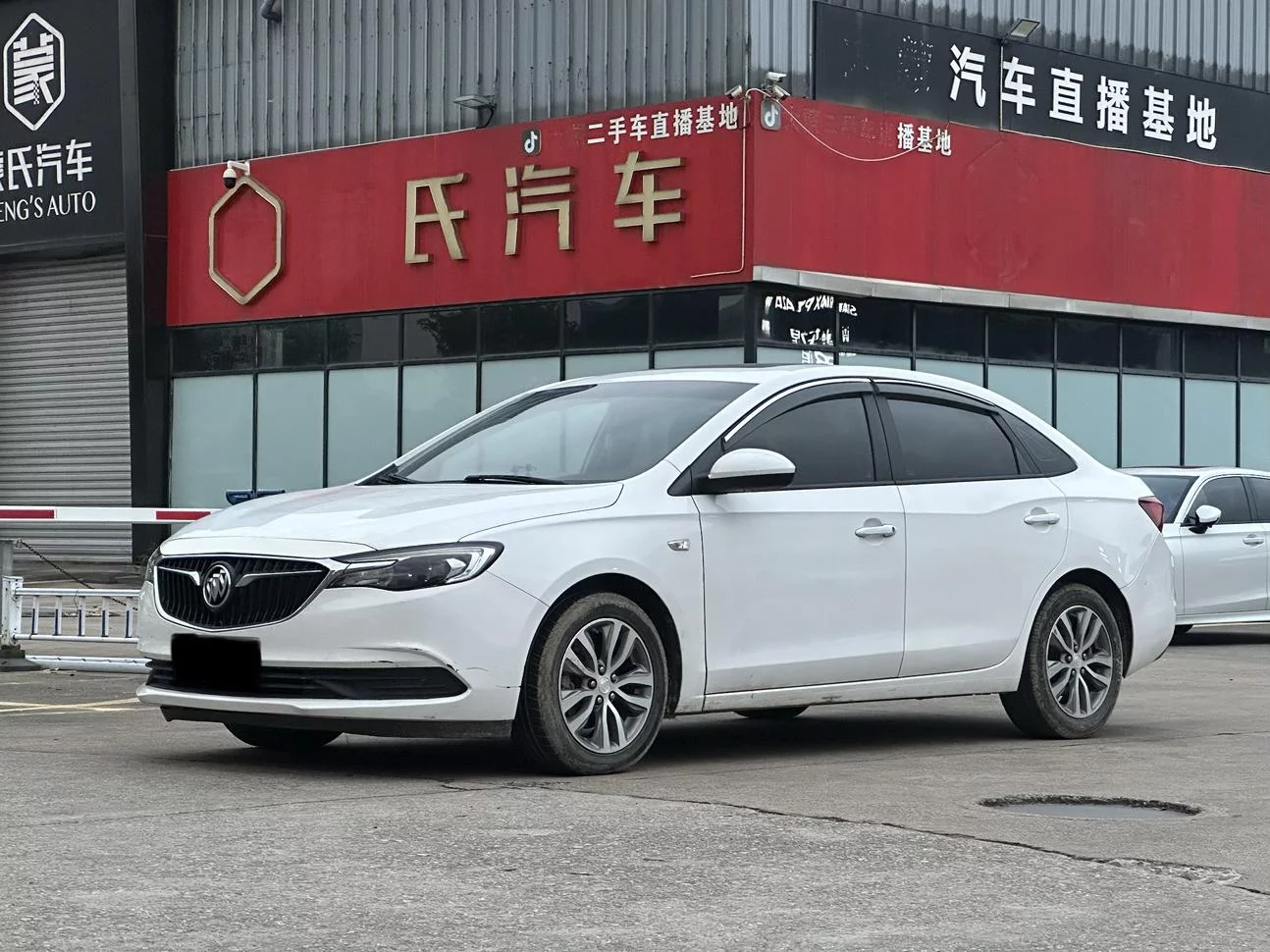 Buick Yinglang
