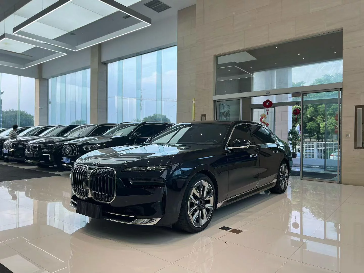 BMW 7-SERIES