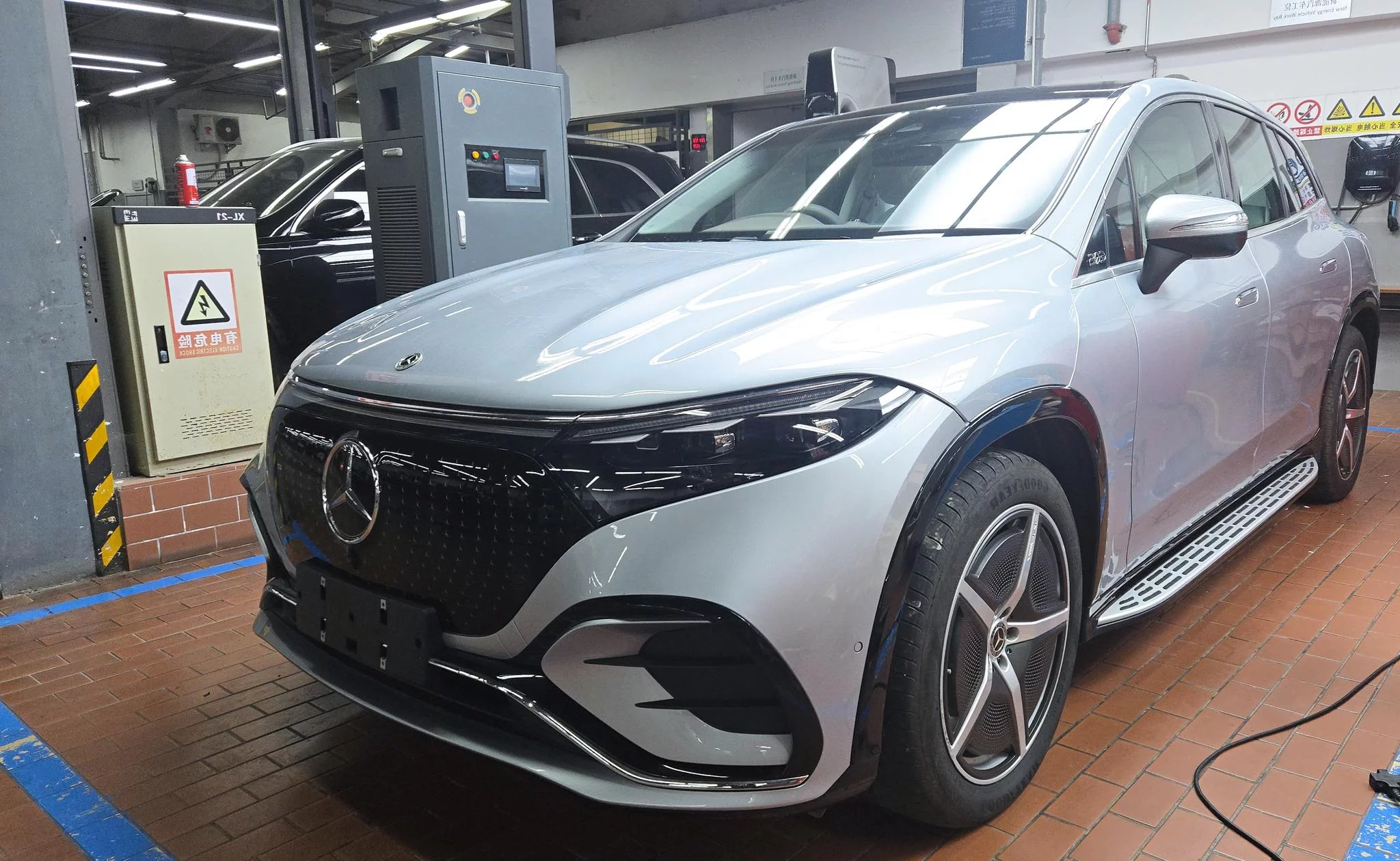 Mercedes-Benz EQS SUV