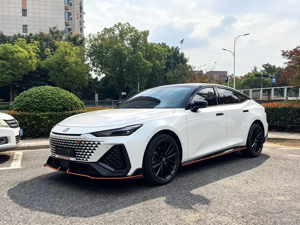 Changan UNI-V