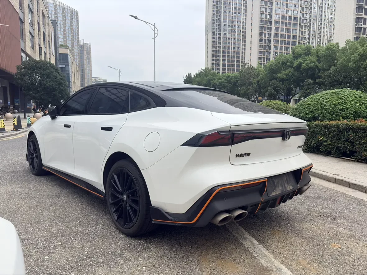 Changan UNI-V