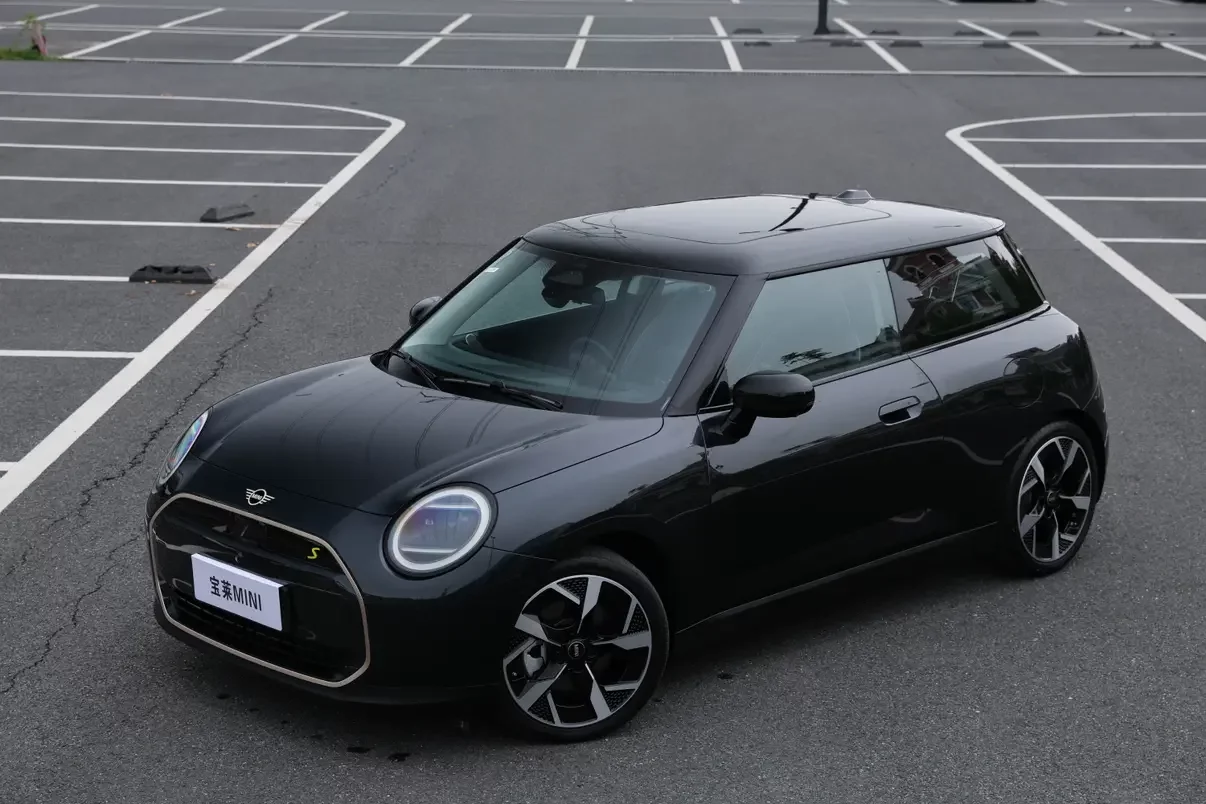 MINI ELECTRIC MINI COOPER