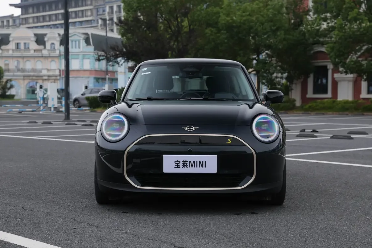 MINI ELECTRIC MINI COOPER