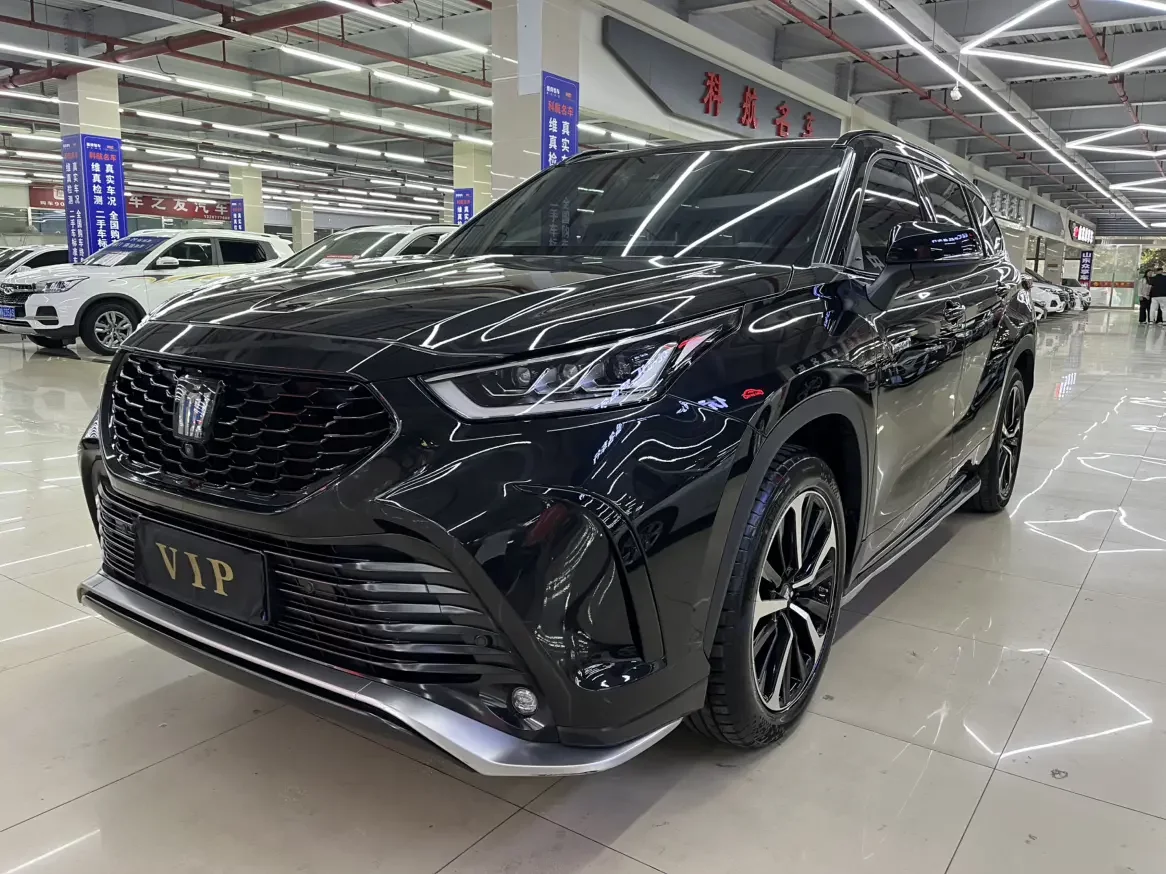 Toyota Crown Kluger
