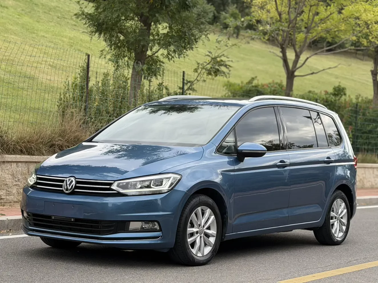 Volkswagen Touran L