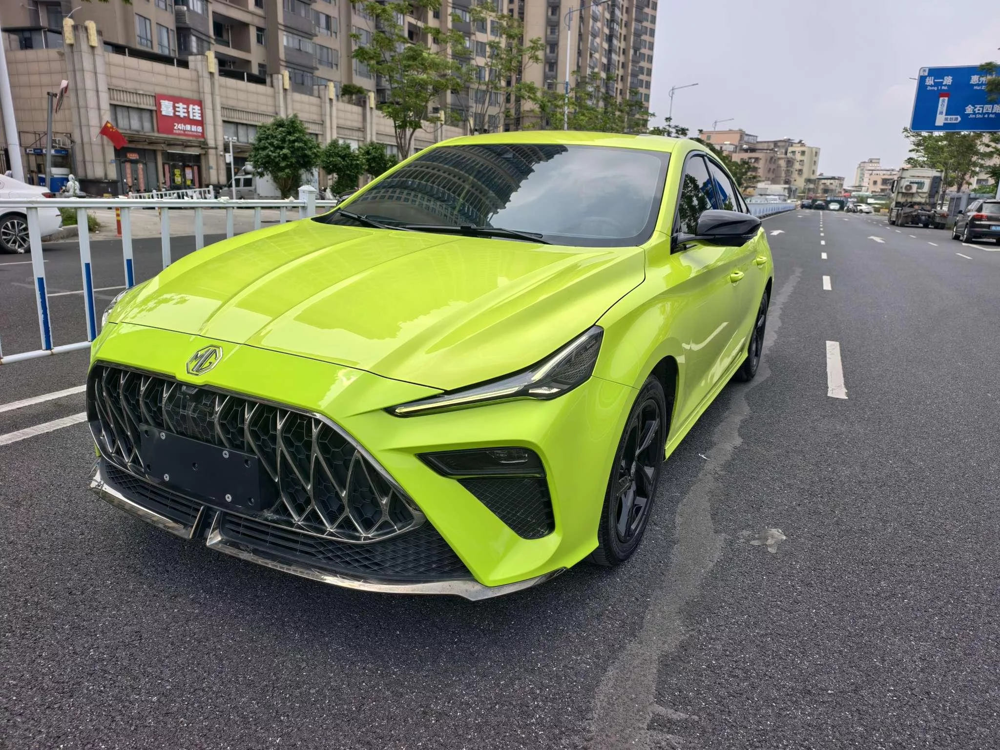 MG 5 Scorpio