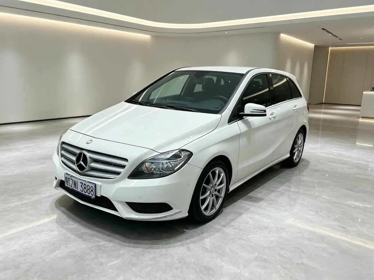 Mercedes-Benz B Class