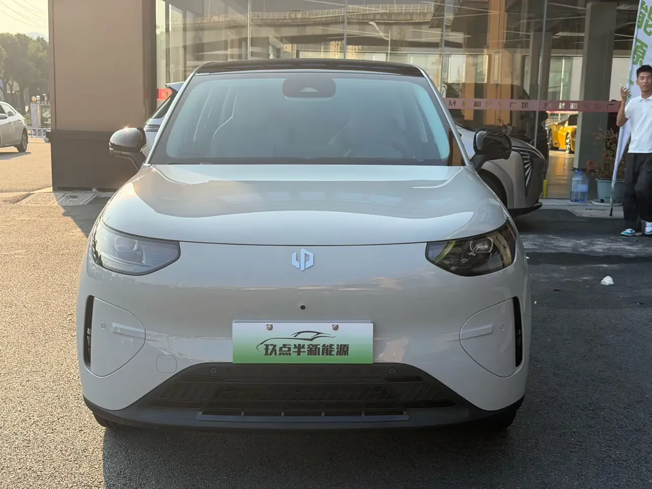 Leapmotor A10