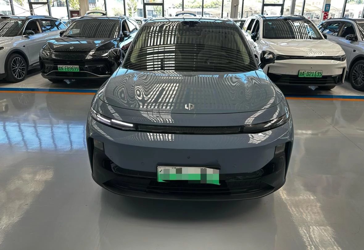 Leapmotor B10
