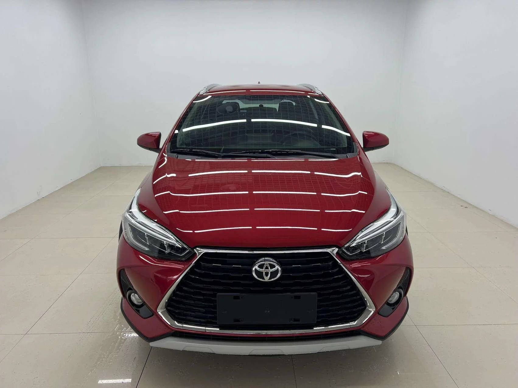 Toyota Yaris L