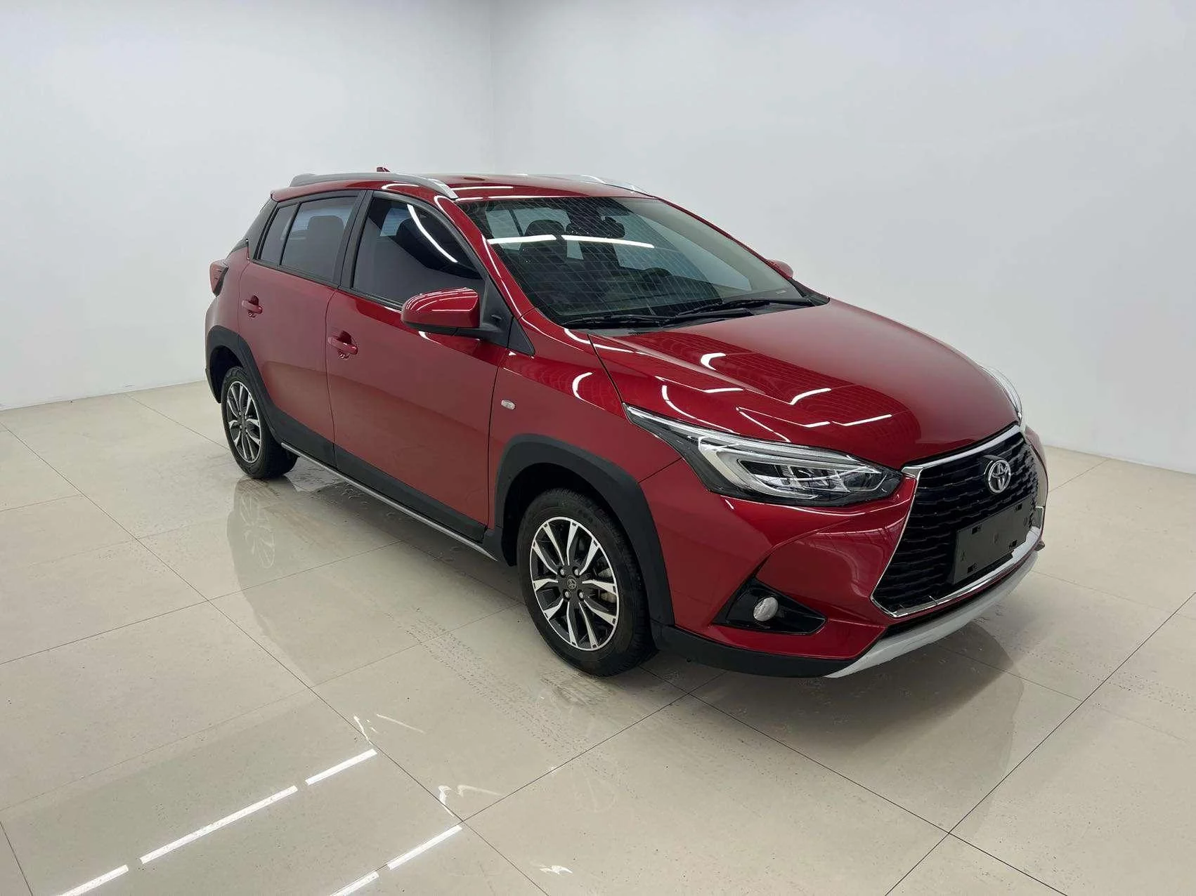Toyota Yaris L