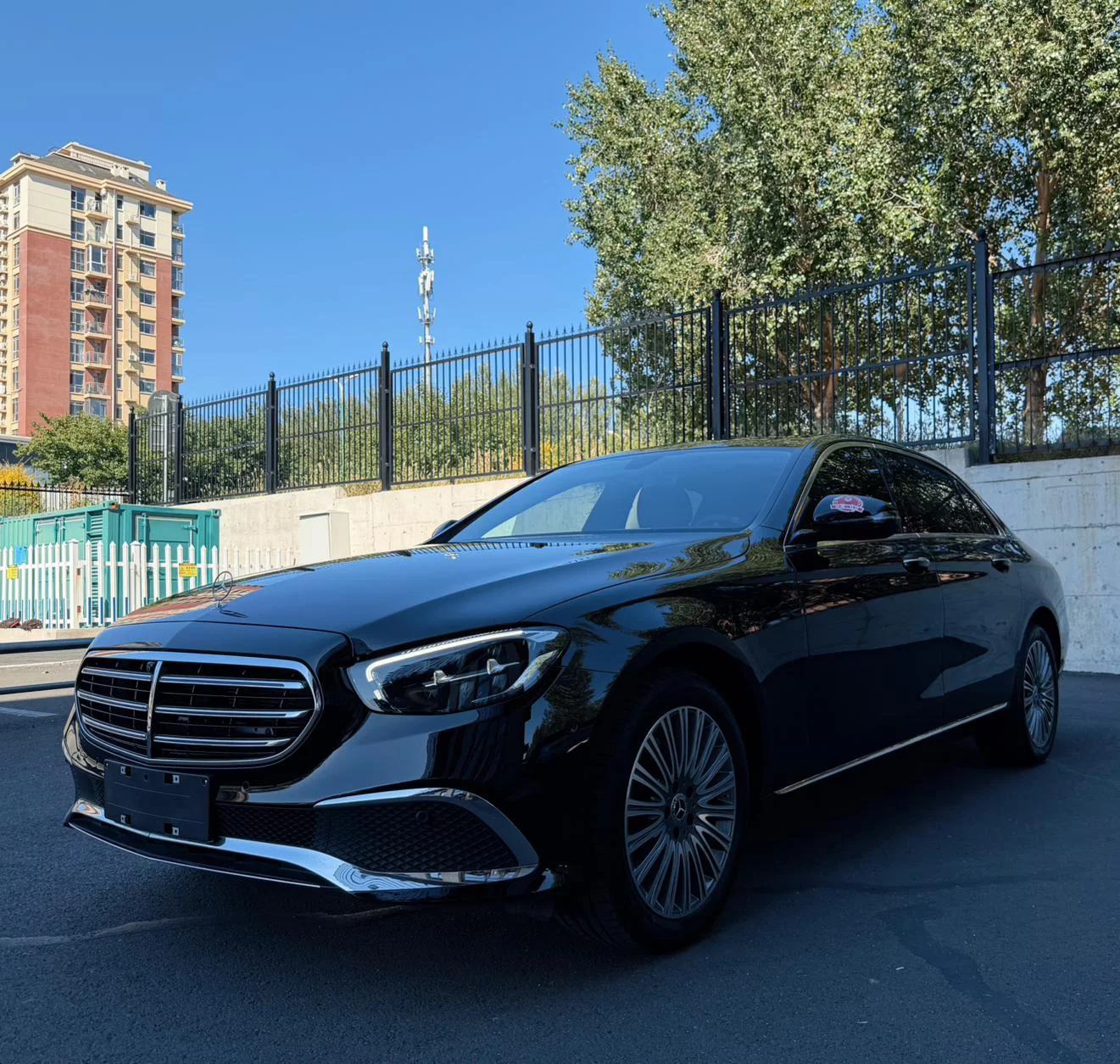 MERCEDES-BENZ E-CLASS