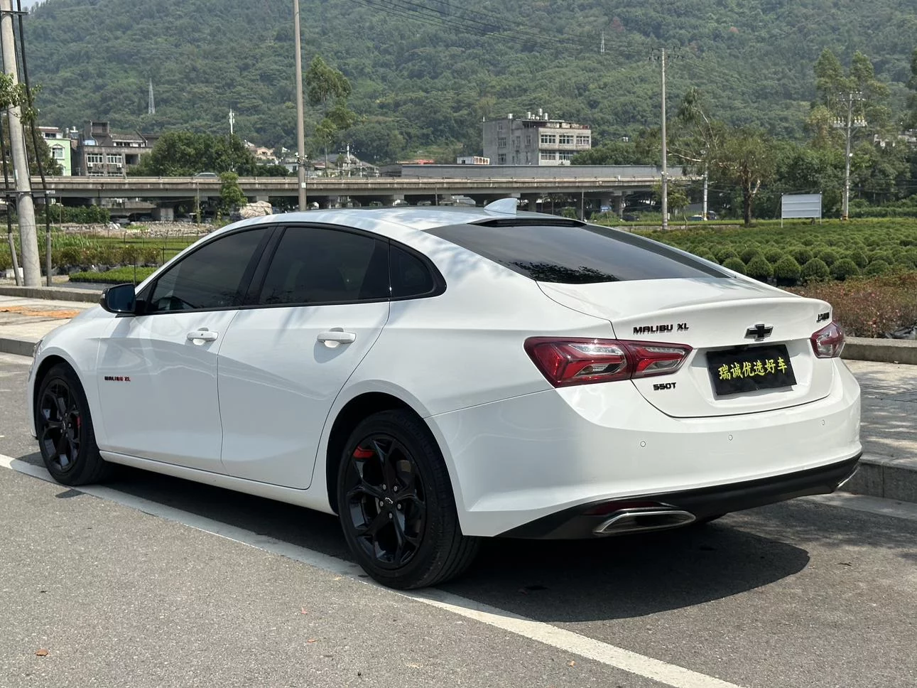 Chevrolet Malibu XL