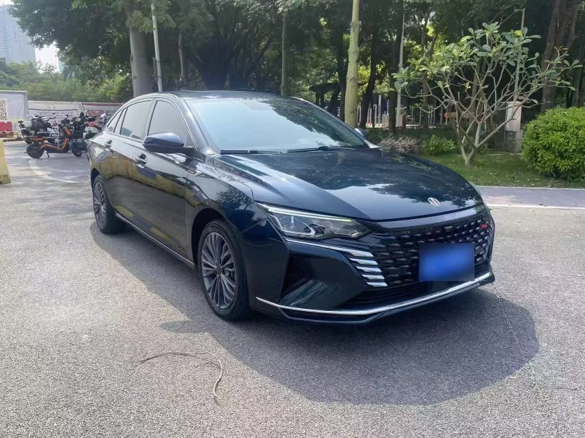 Dongfeng Yixuan MAX