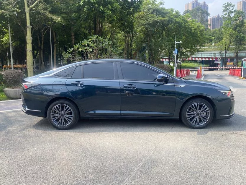 Dongfeng Yixuan MAX
