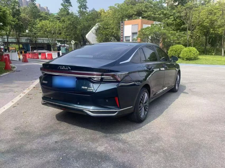 Dongfeng Yixuan MAX