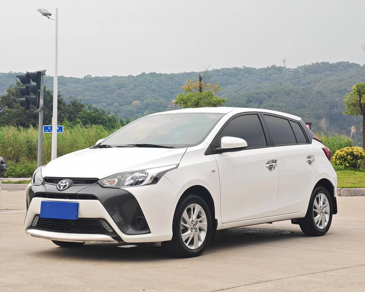 Toyota Yaris L