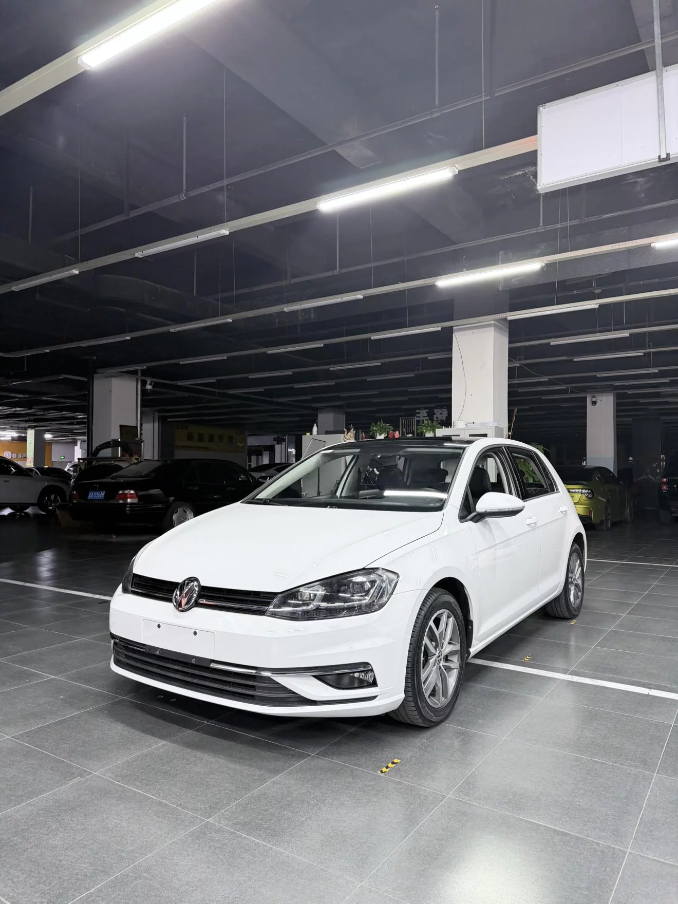 Volkswagen Golf
