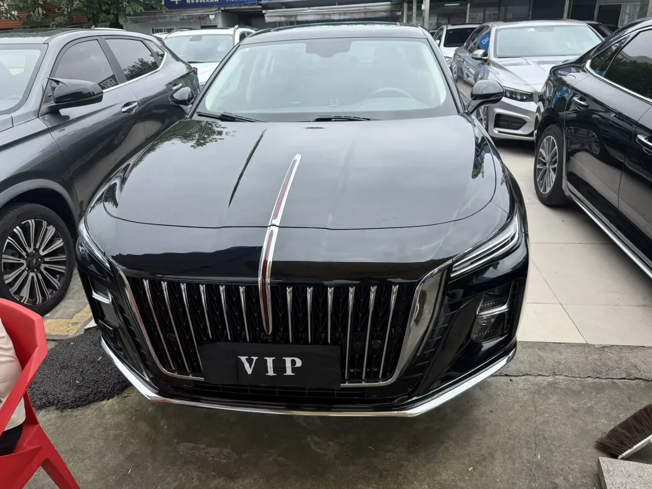 Hongqi H5