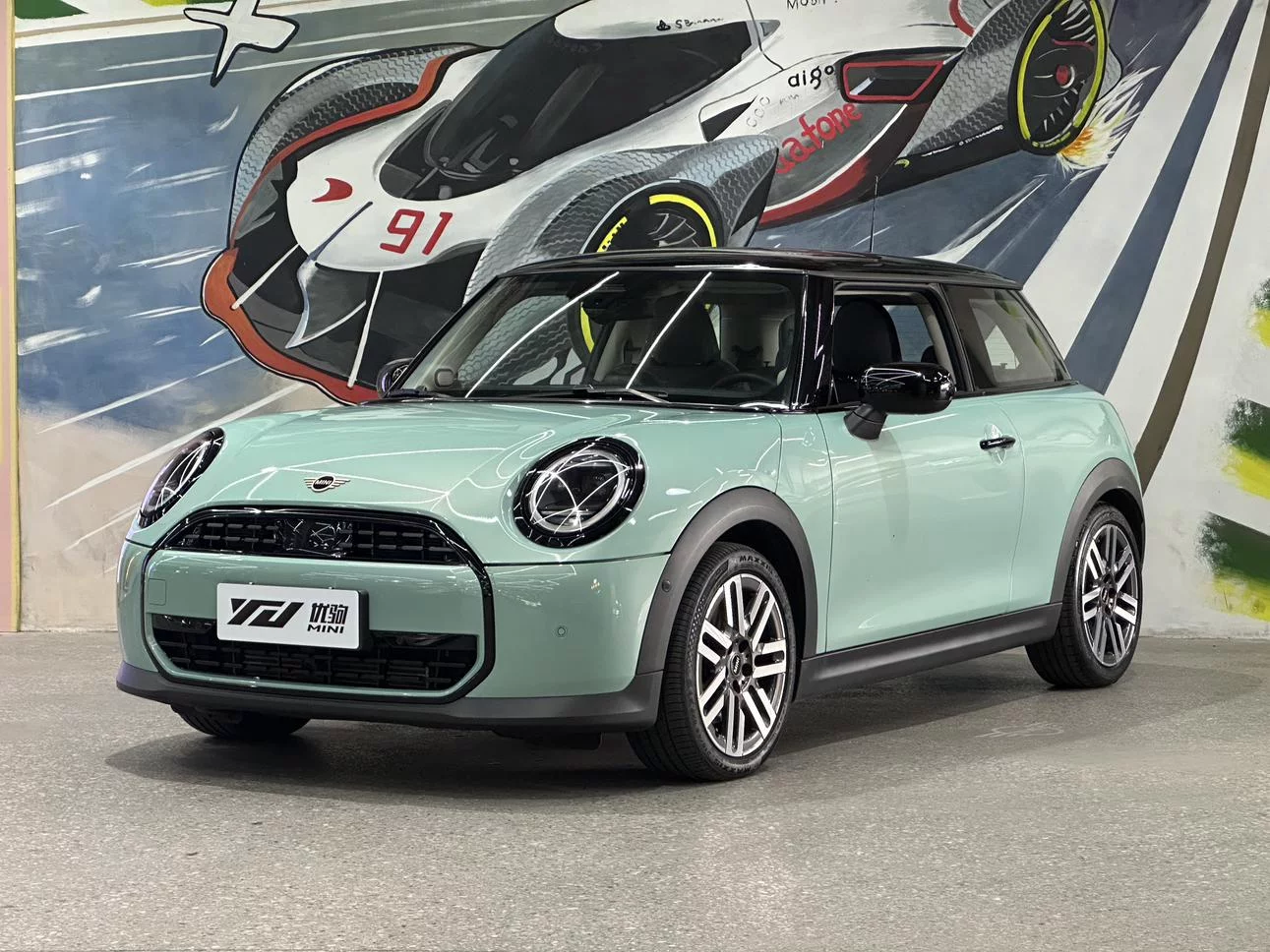 MINI MINI