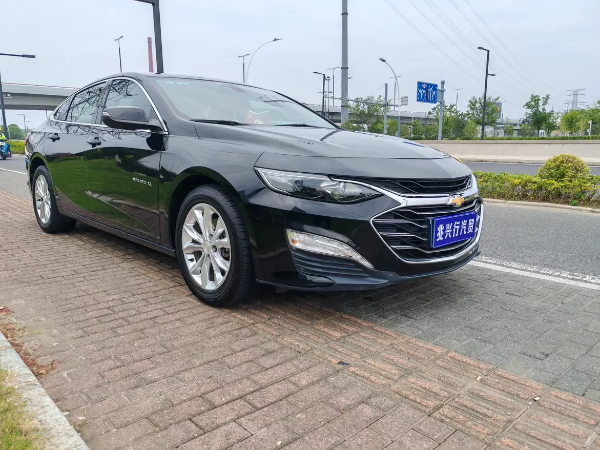 Chevrolet Malibu XL