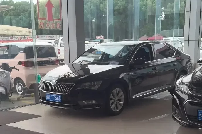Skoda SuperB