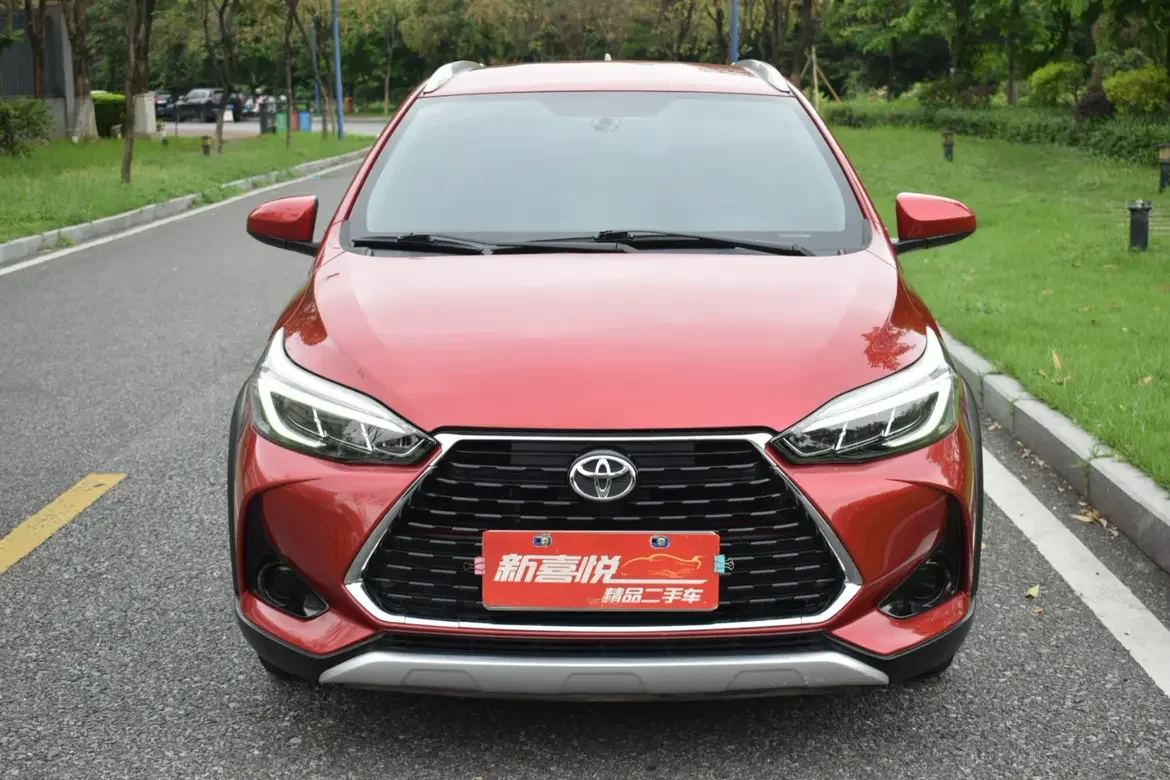 Toyota Yaris L