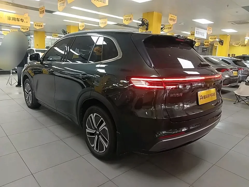 Geely Galaxy Starship 7 EM-i