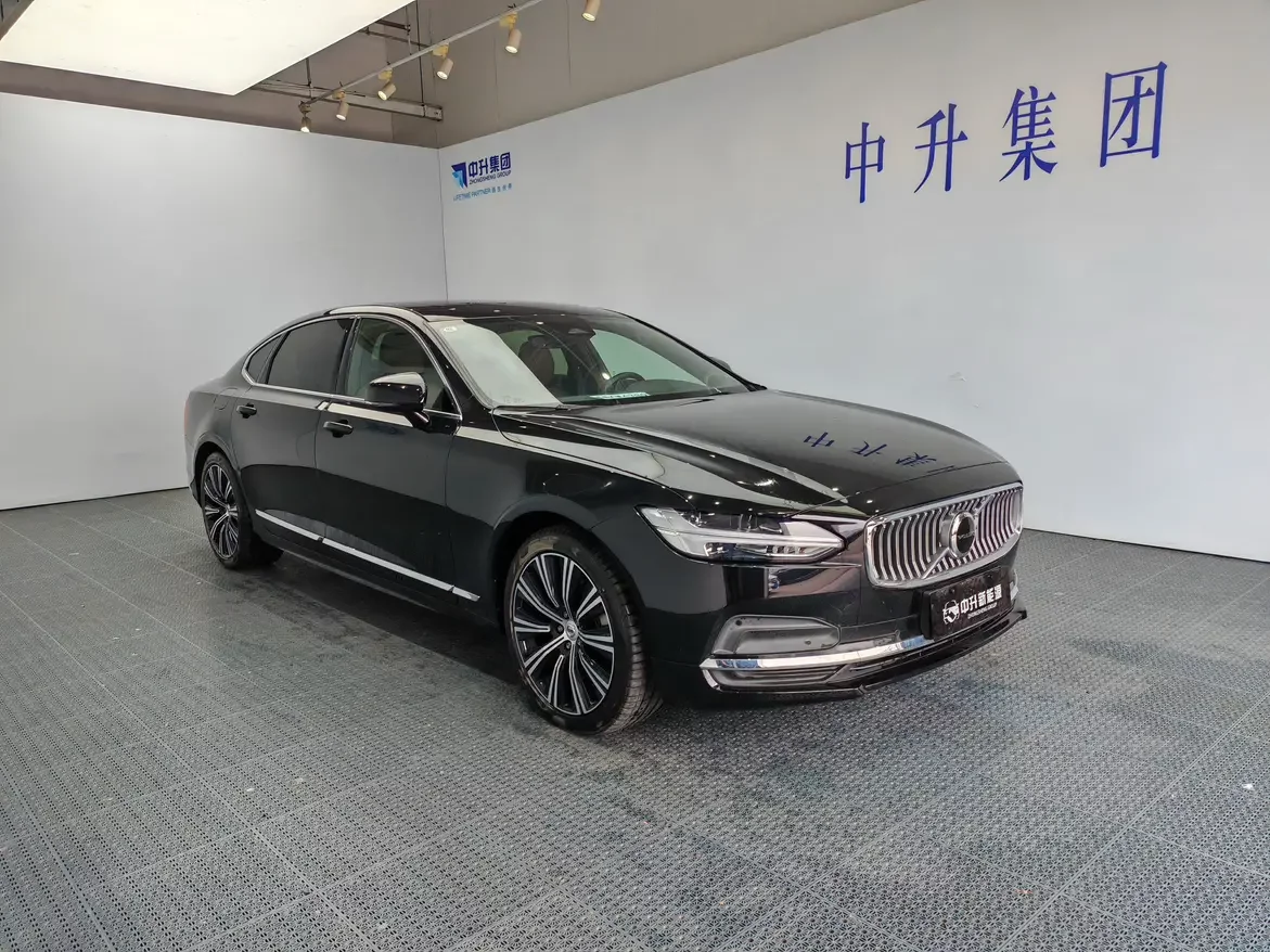 Volvo S90
