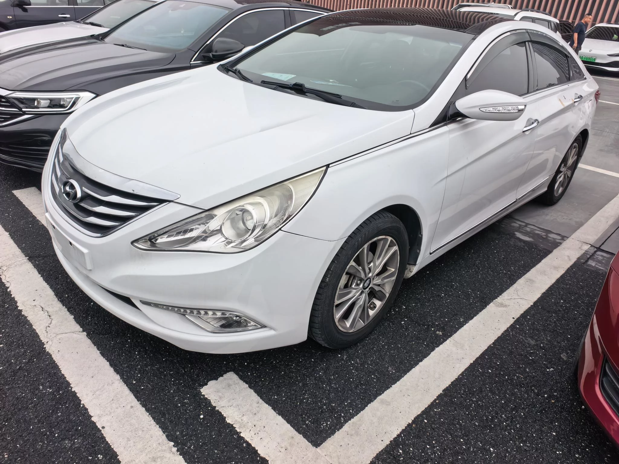 Hyundai sonata eight