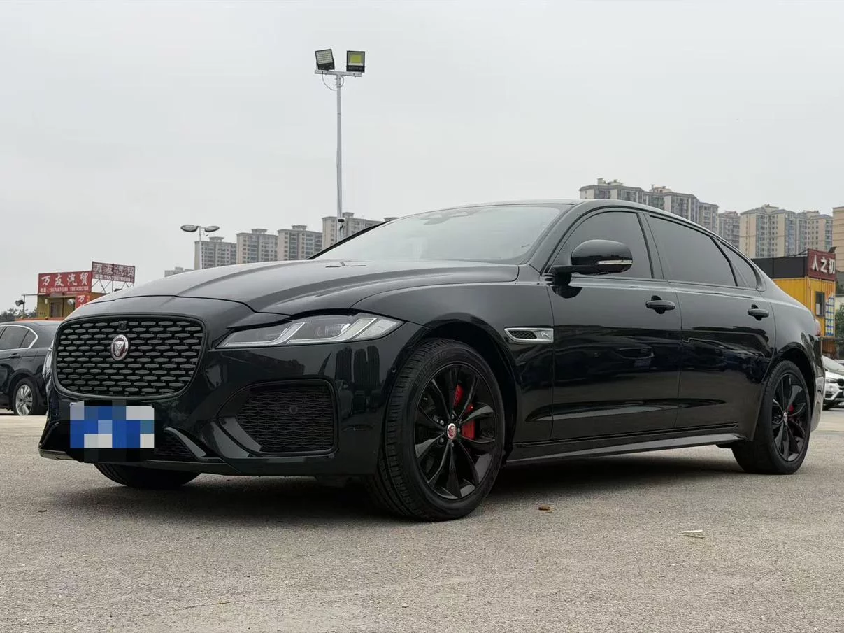 Jaguar XFL