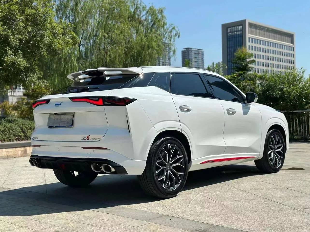 Oshan Changan Auchan Z6