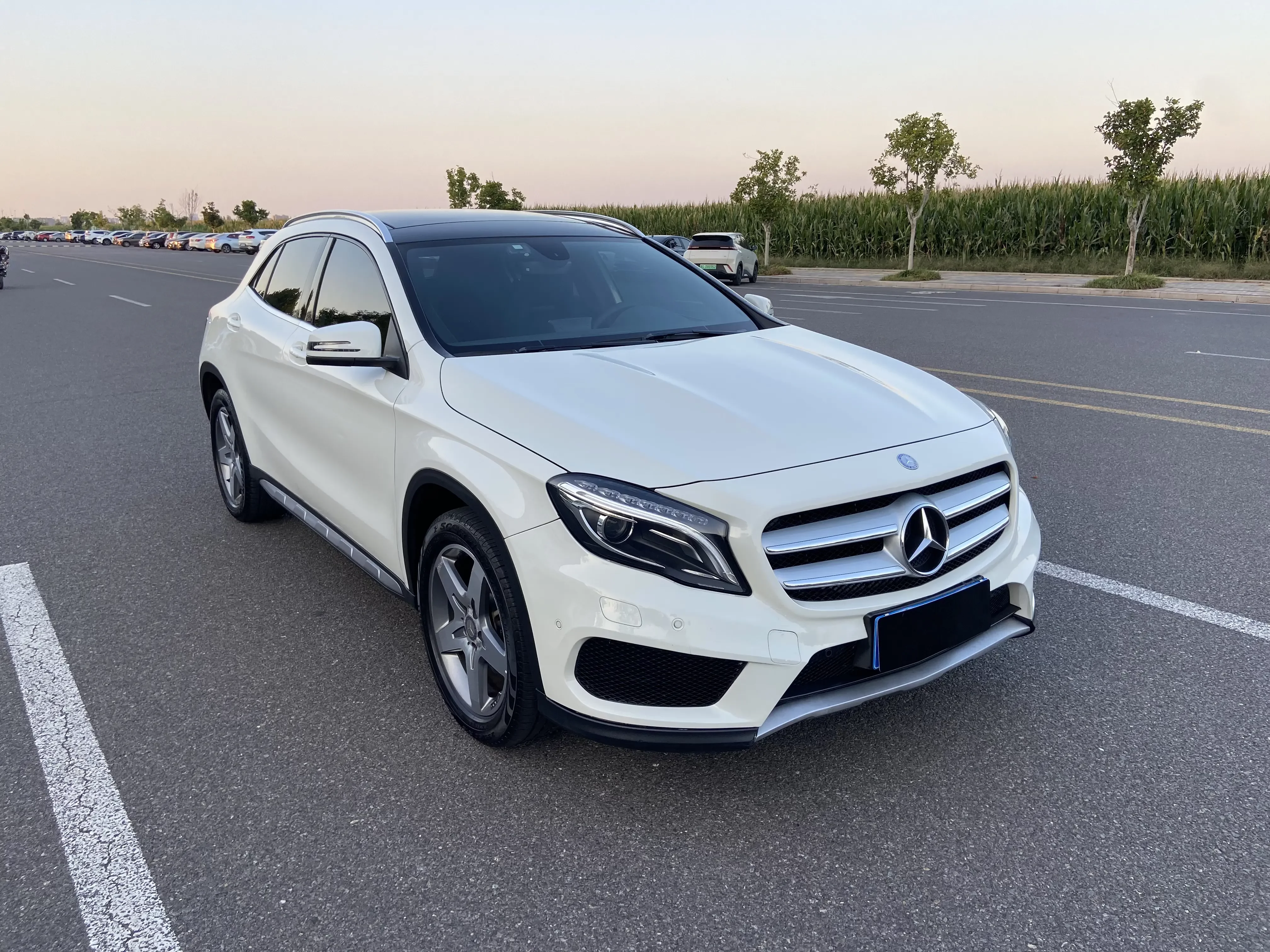 Mercedes-Benz GLA