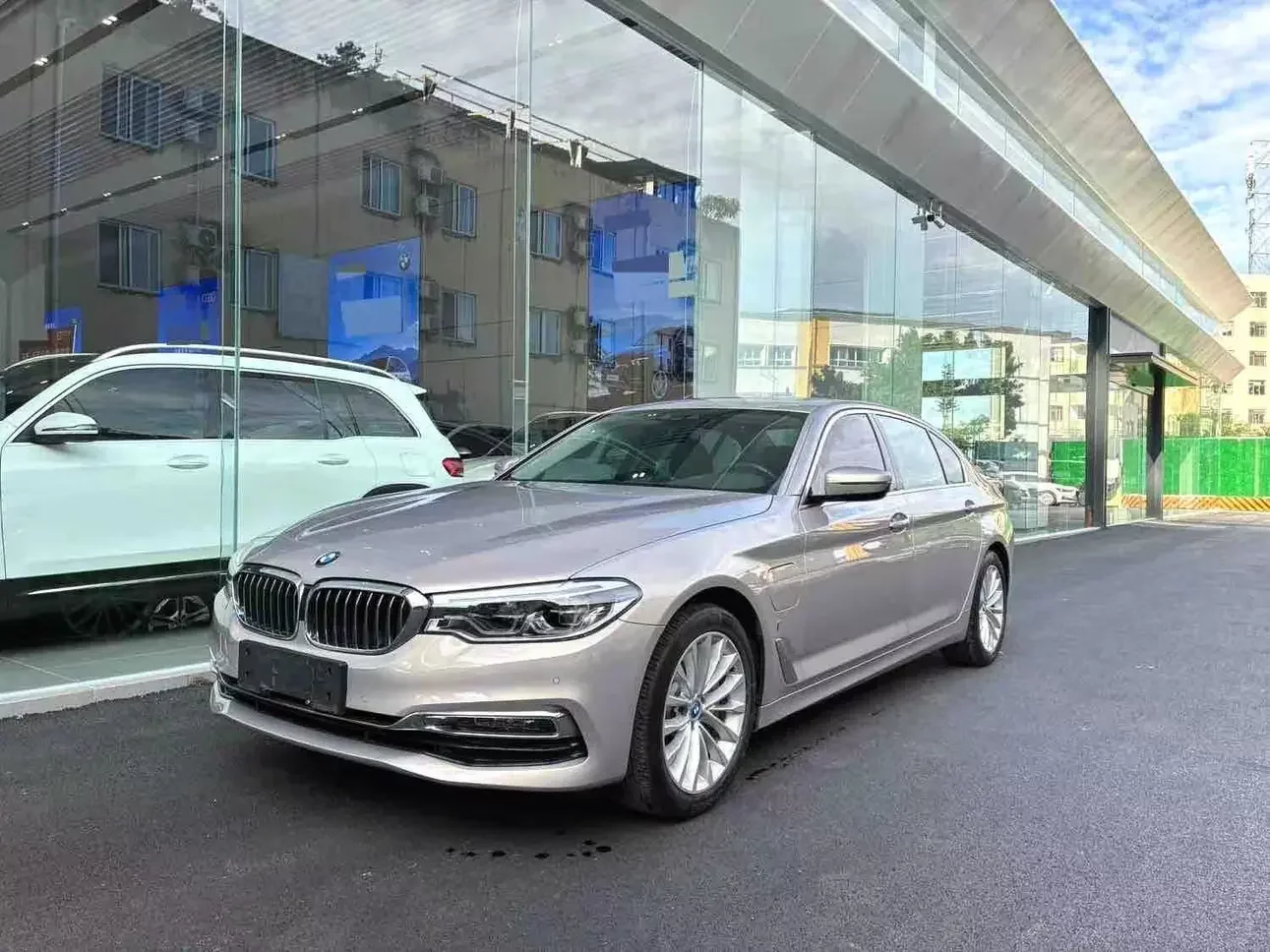BMW 5 Series PHEV