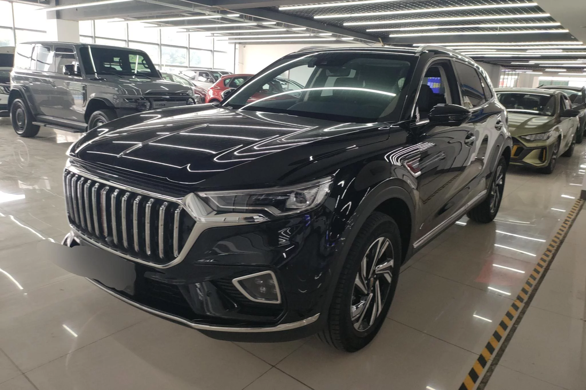 HONGQI HS5