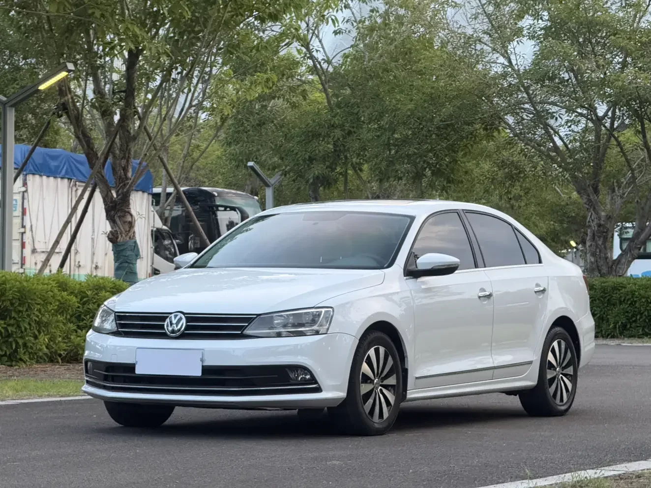 Volkswagen Sagitar