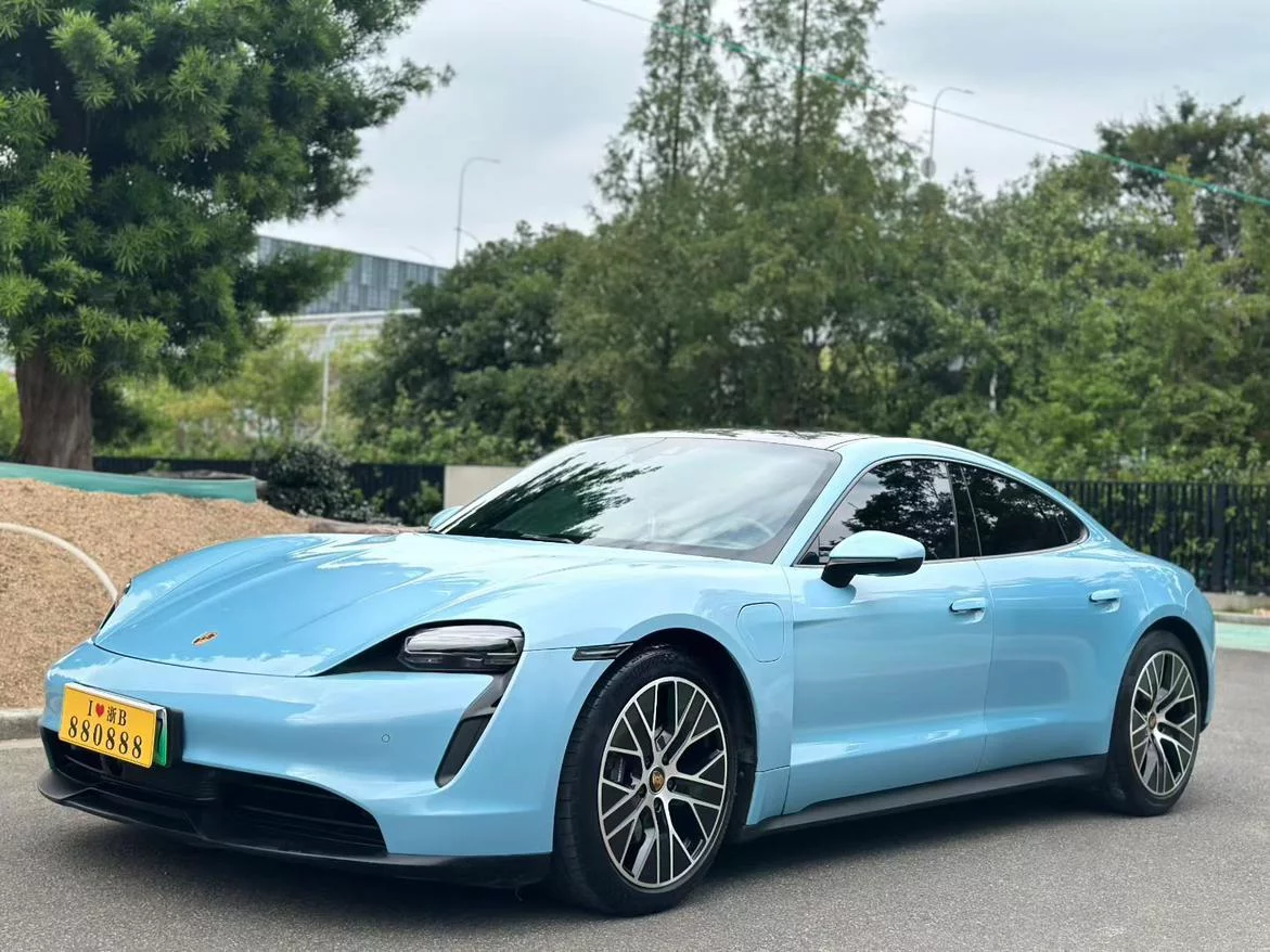 Porsche Taycan