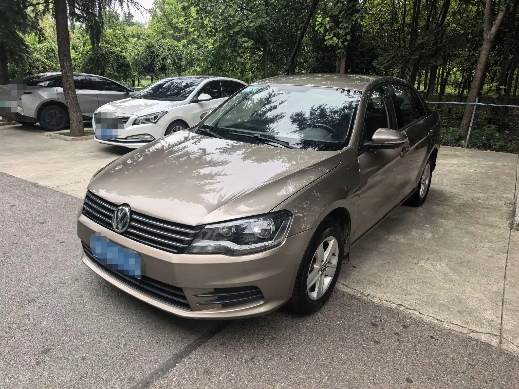 Volkswagen Bora  из Китая