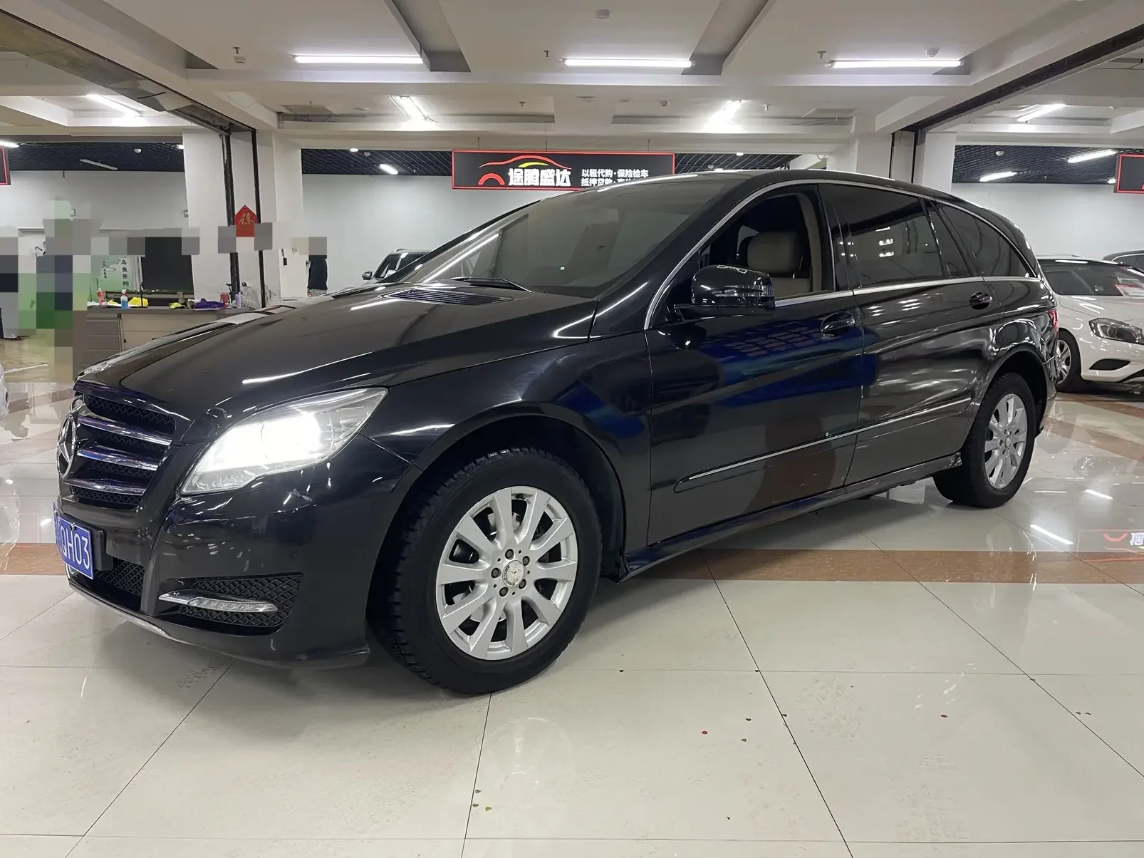 Mercedes-Benz R-Class