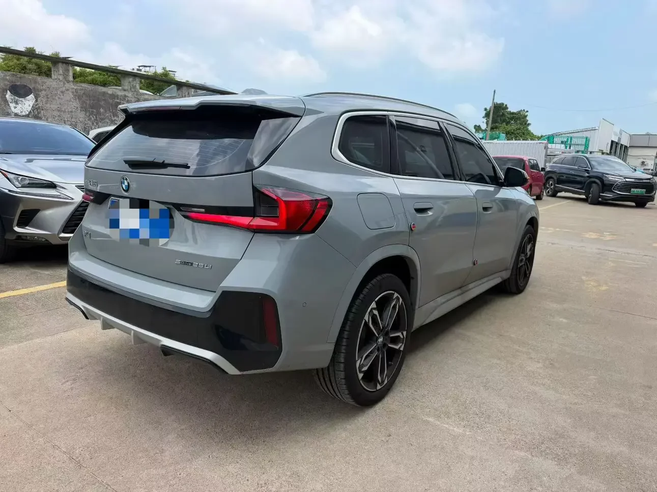 BMW X1