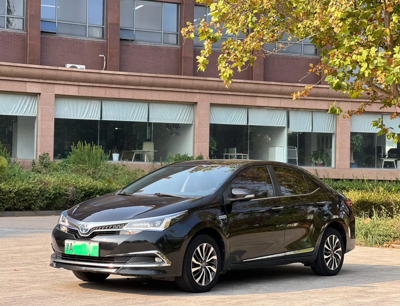 Toyota Corolla Dual Engine E+